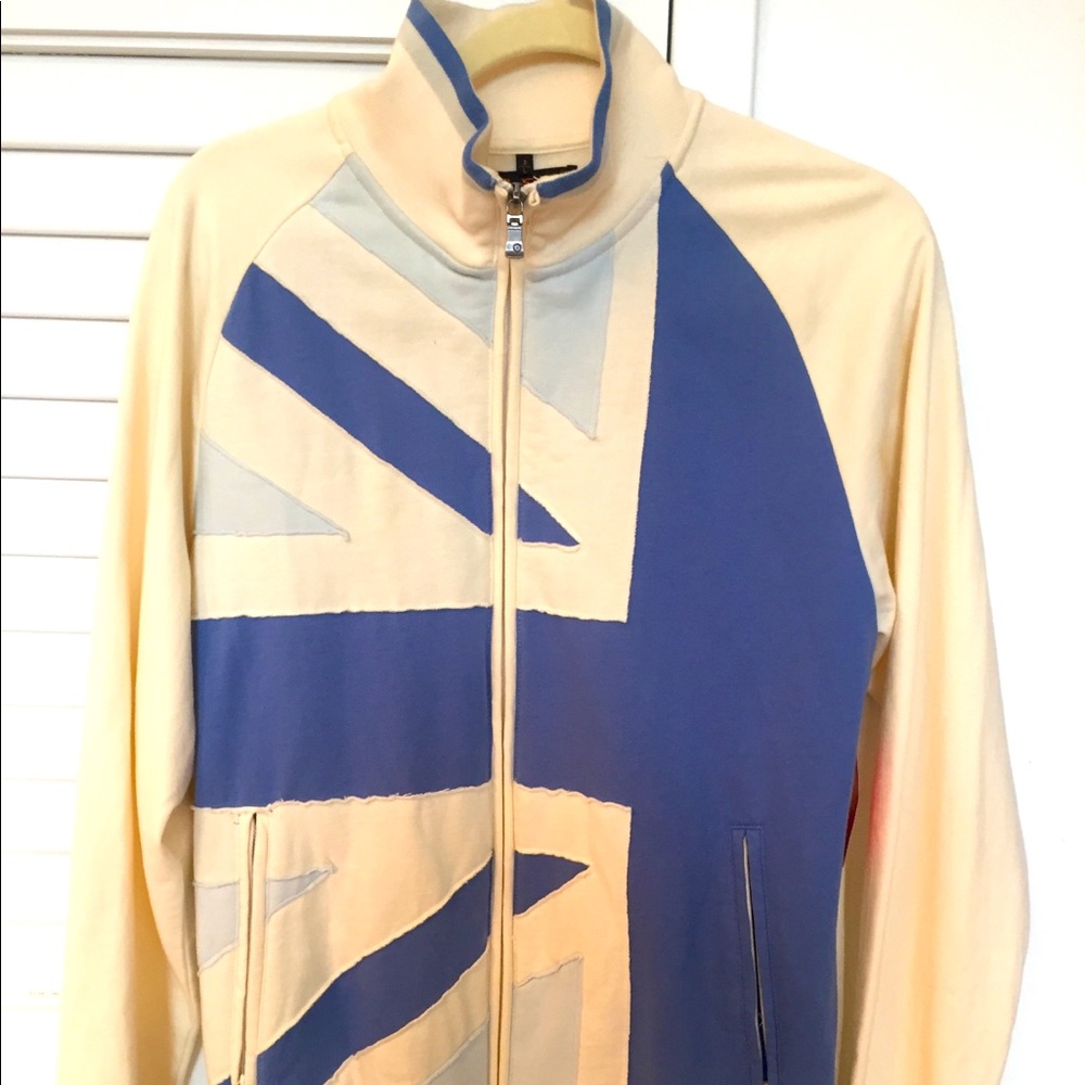 Zip up fleece jacket.
